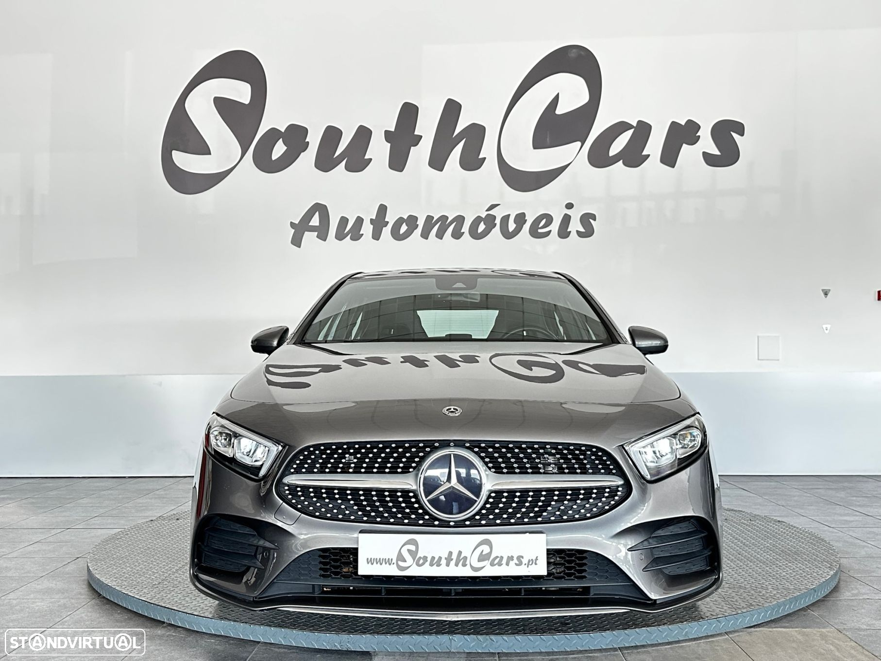 Mercedes-Benz A 180 7G-DCT AMG Line - 10