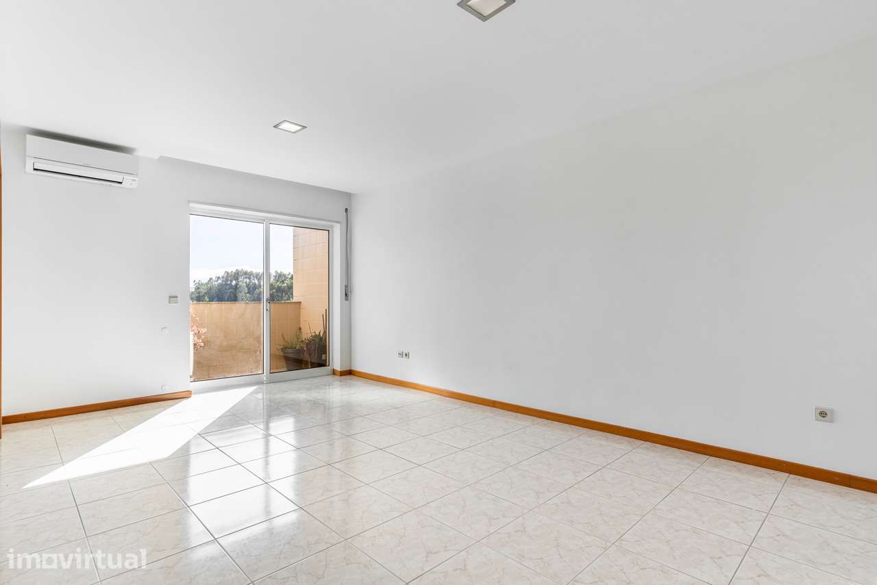 Apartamento T3 à venda em Vale S. Martinho - Grande imagem: 5/25
