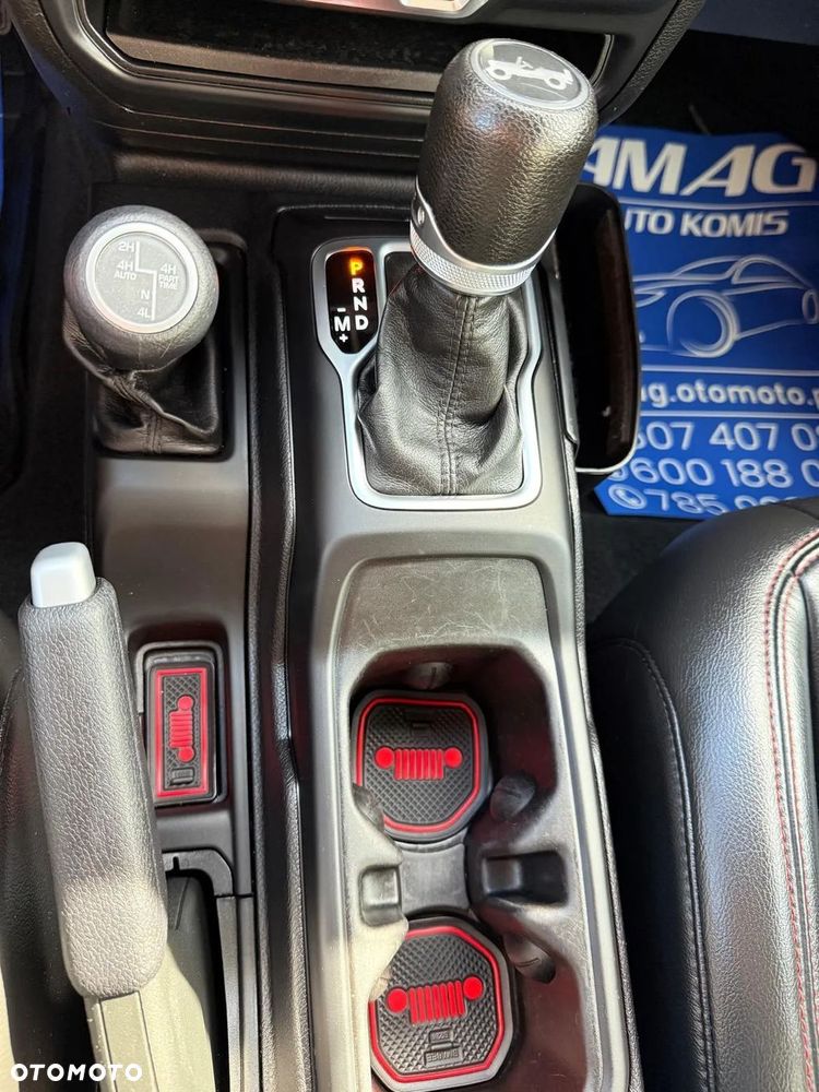 Jeep Wrangler 2.0 T-GDI Hardtop AWD Automatik Sport - 27
