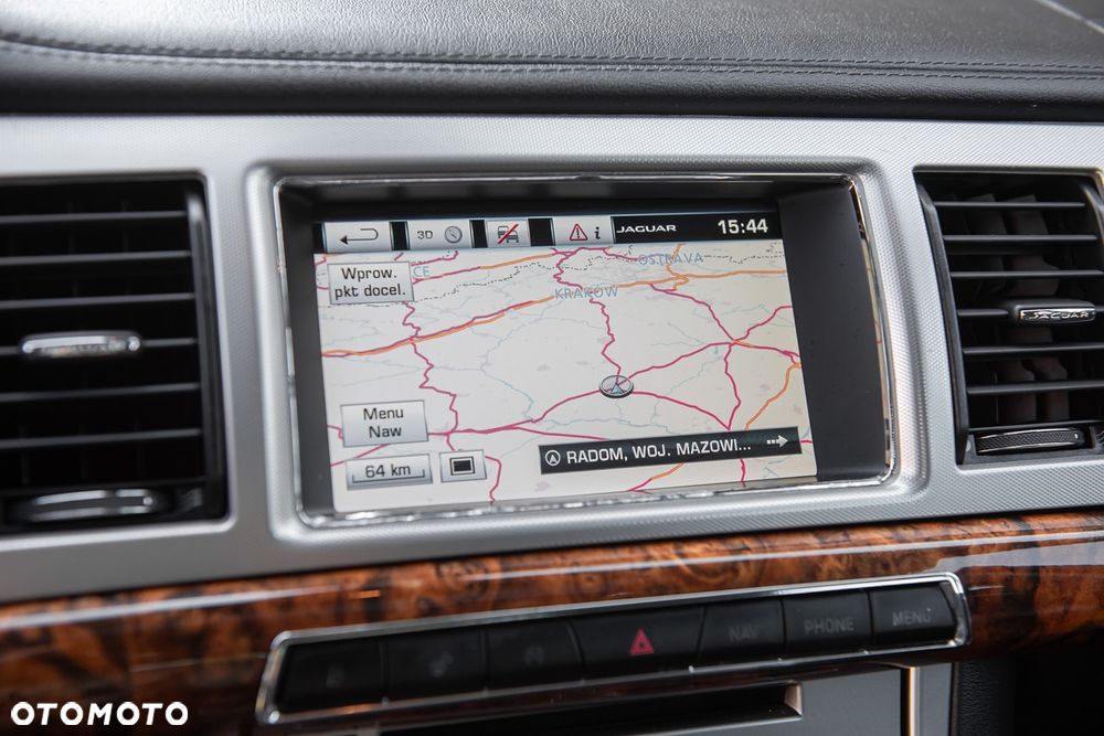 Jaguar XF 3.0 V6 Kompressor AWD - 22