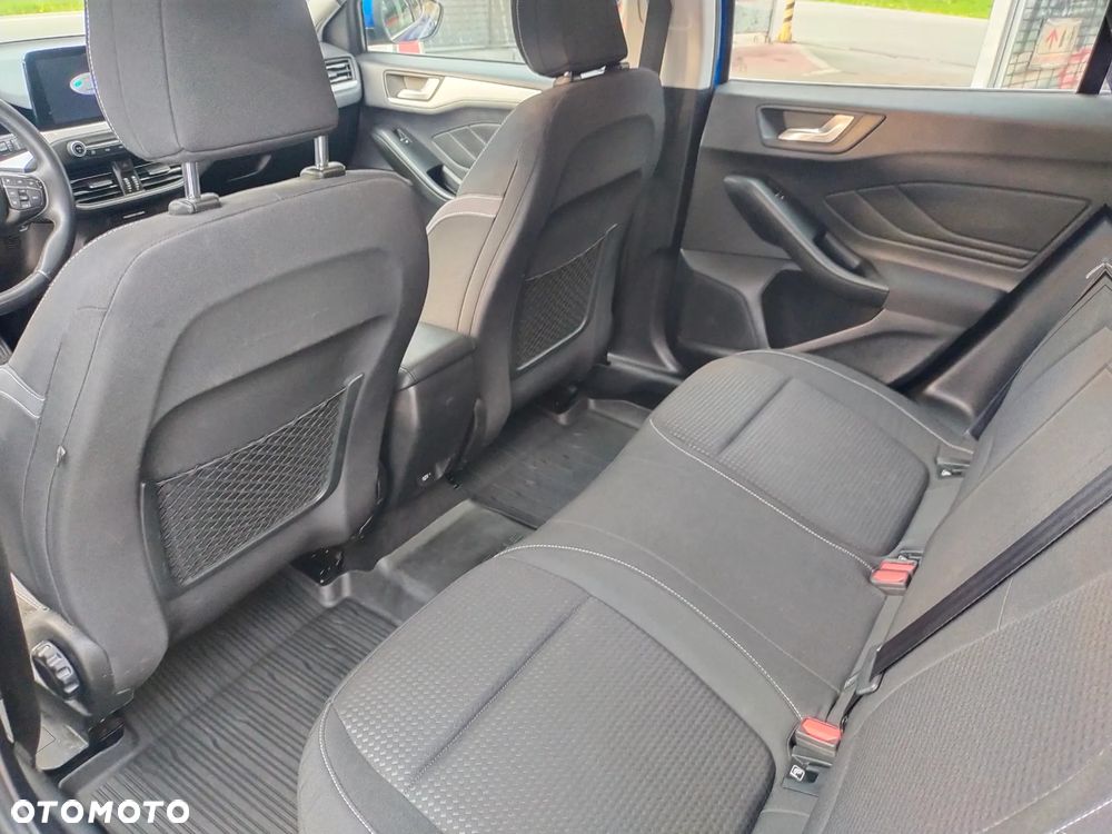 Ford Focus 1.5 EcoBlue STart-Stopp-System TREND - 12