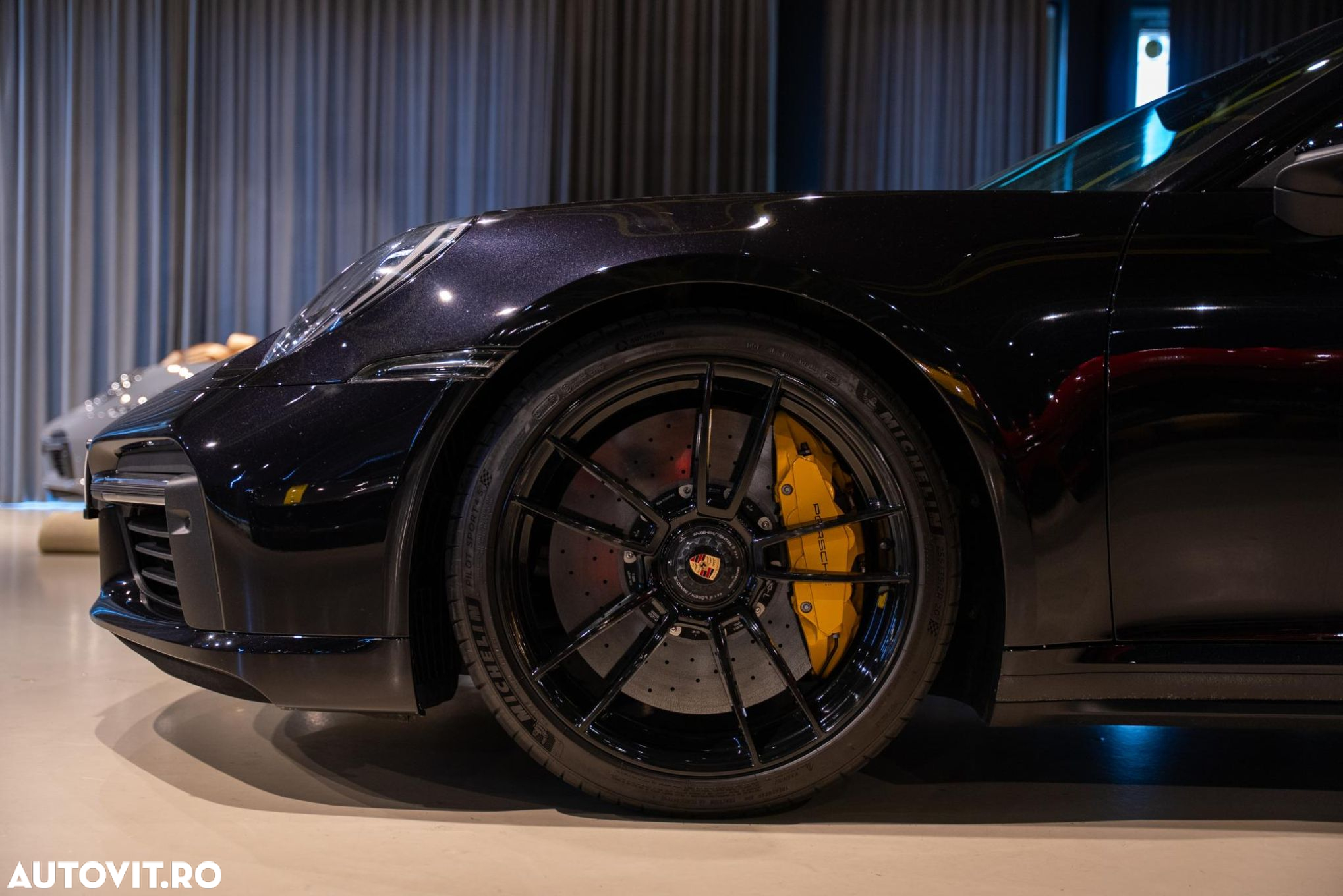 Porsche 911-TURBO-S PDK - 15