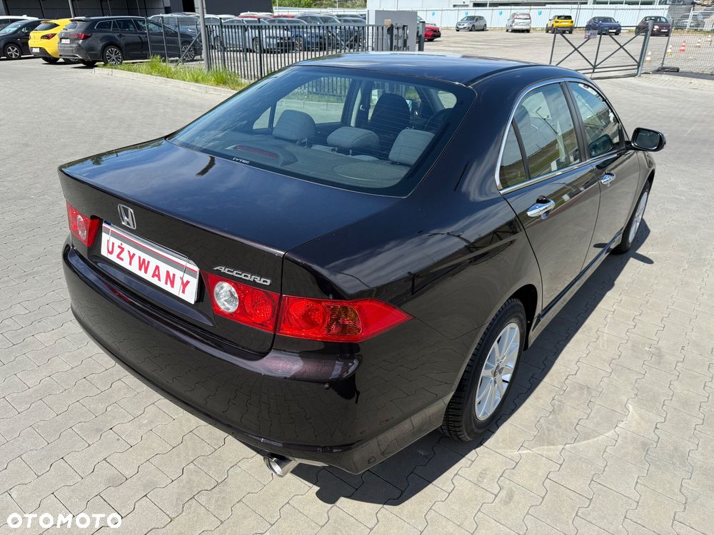 Honda Accord 2.0 Comfort - 19