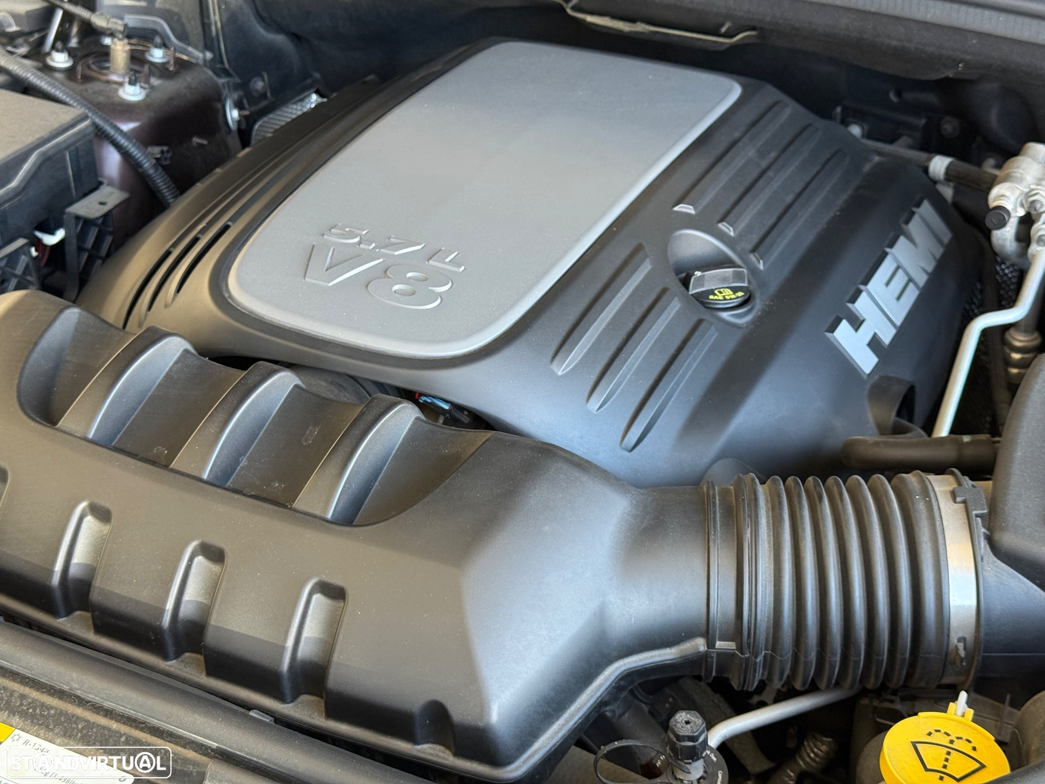 Jeep Grand Cherokee 5.7 V8 HEMI 4WD Auto Summit - 14