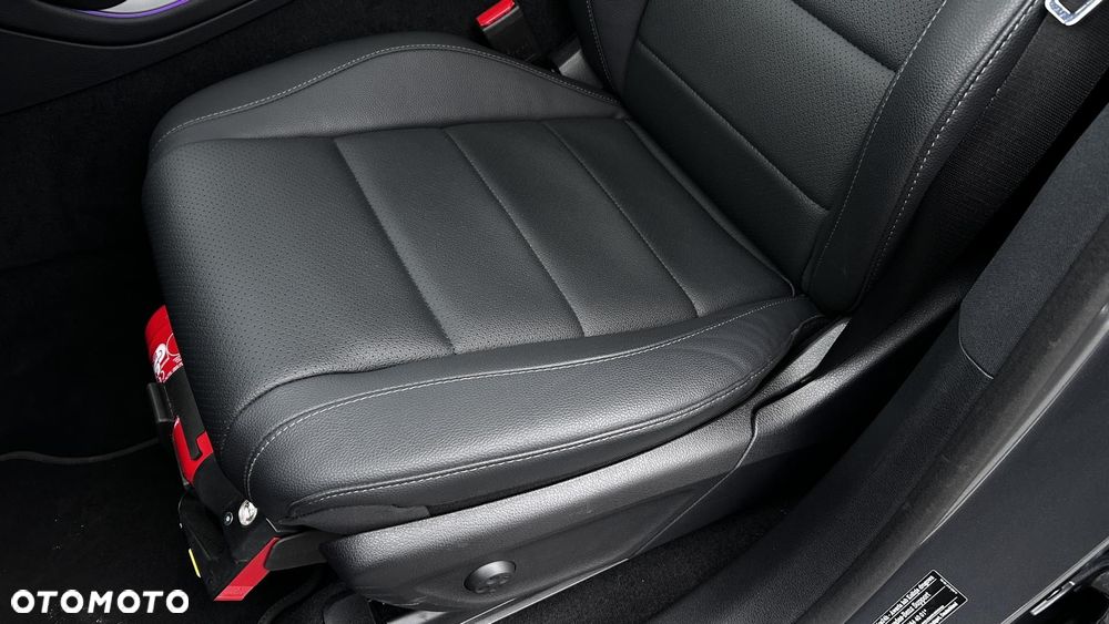 Mercedes-Benz GLE 300 d mHEV 4-Matic AMG Line - 14