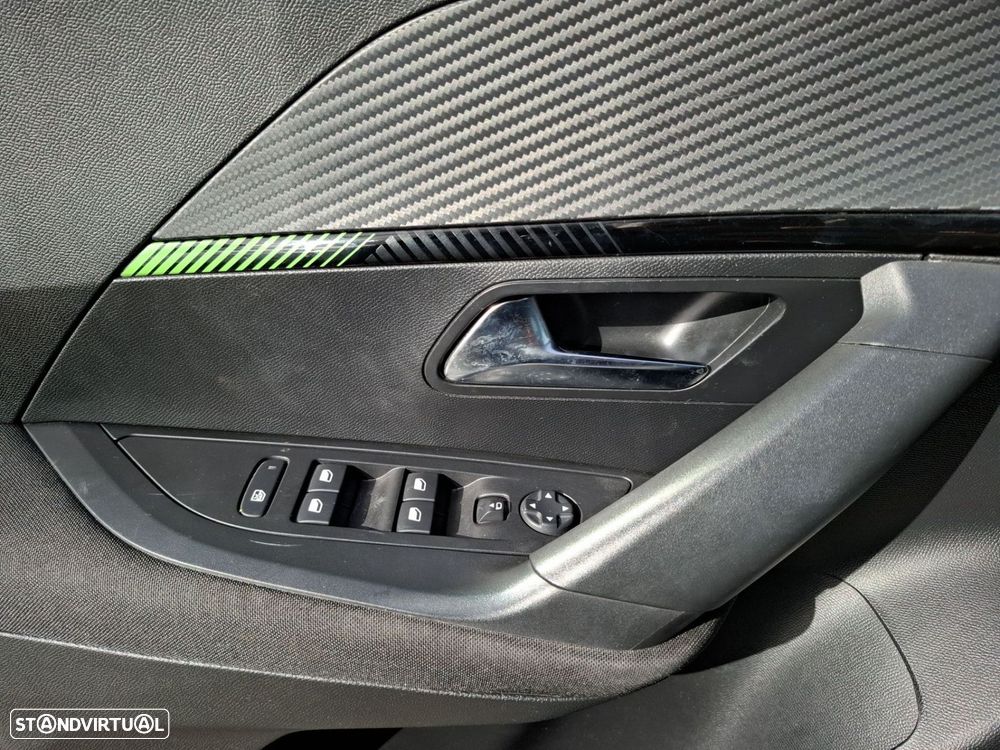 Peugeot 2008 1.2 PureTech Active - 22