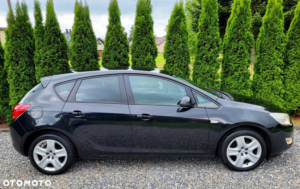 Opel Astra 1.4 T Cosmo - 12