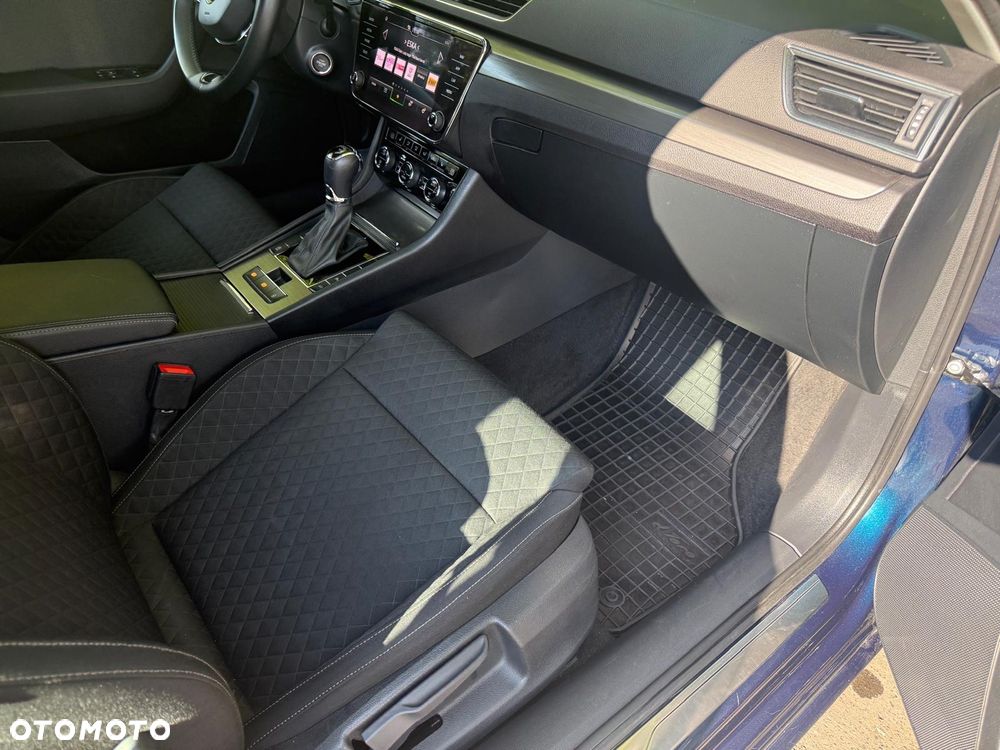 Skoda Superb 2.0 TSI Ambition DSG - 14