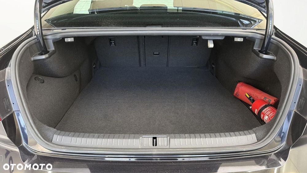 Volkswagen Passat 1.4 TSI Plug-In Hybrid GTE DSG - 17