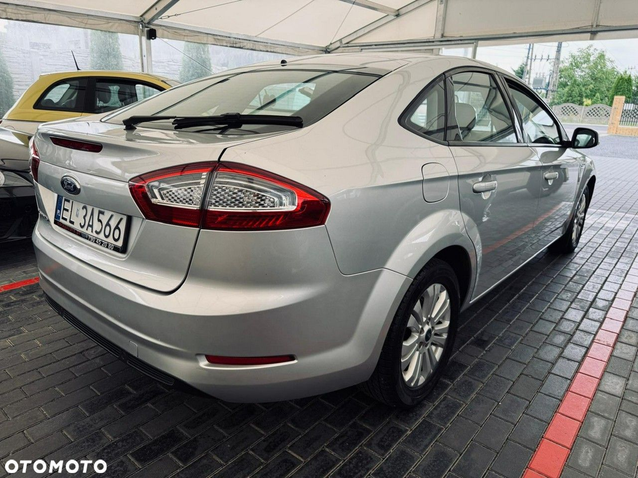Ford Mondeo - 10