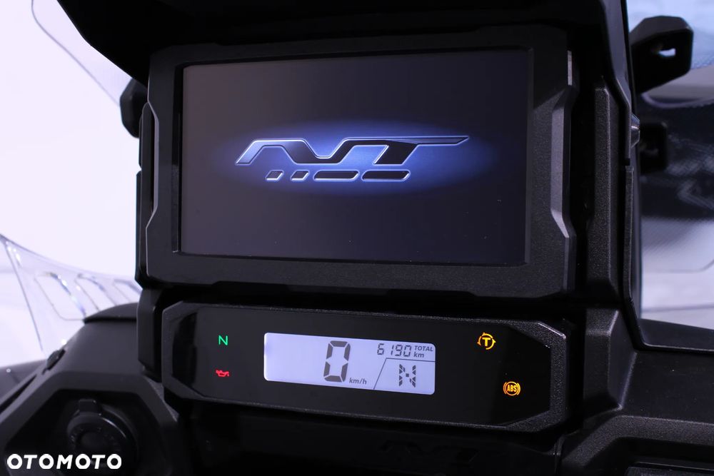 Honda NT - 12