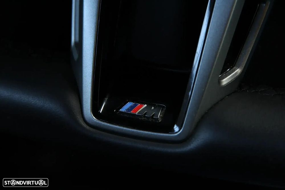 BMW 530 e Pack Desportivo M - 15