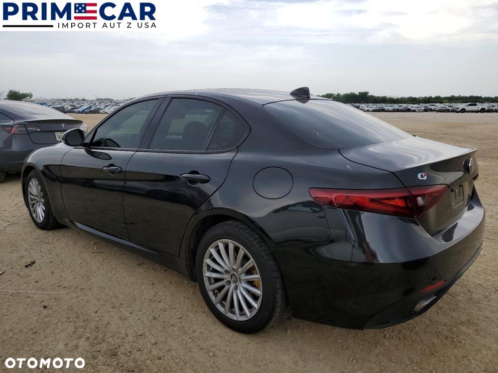 Alfa Romeo Giulia - 2