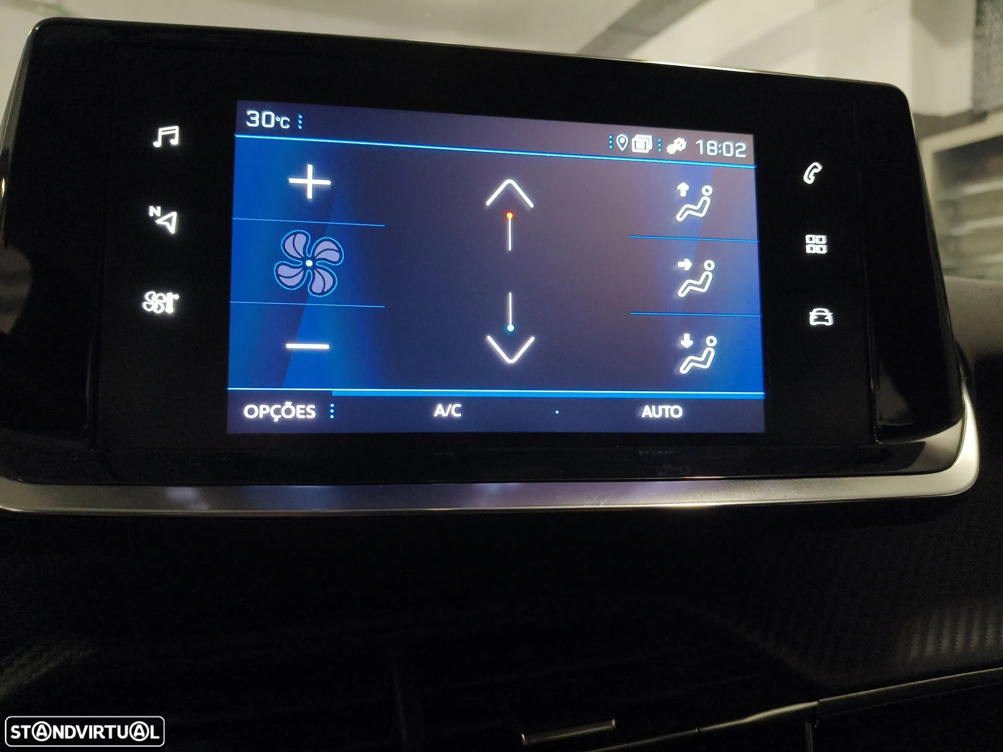 Peugeot 2008 1.2 PureTech Active Pack EAT8 - 27