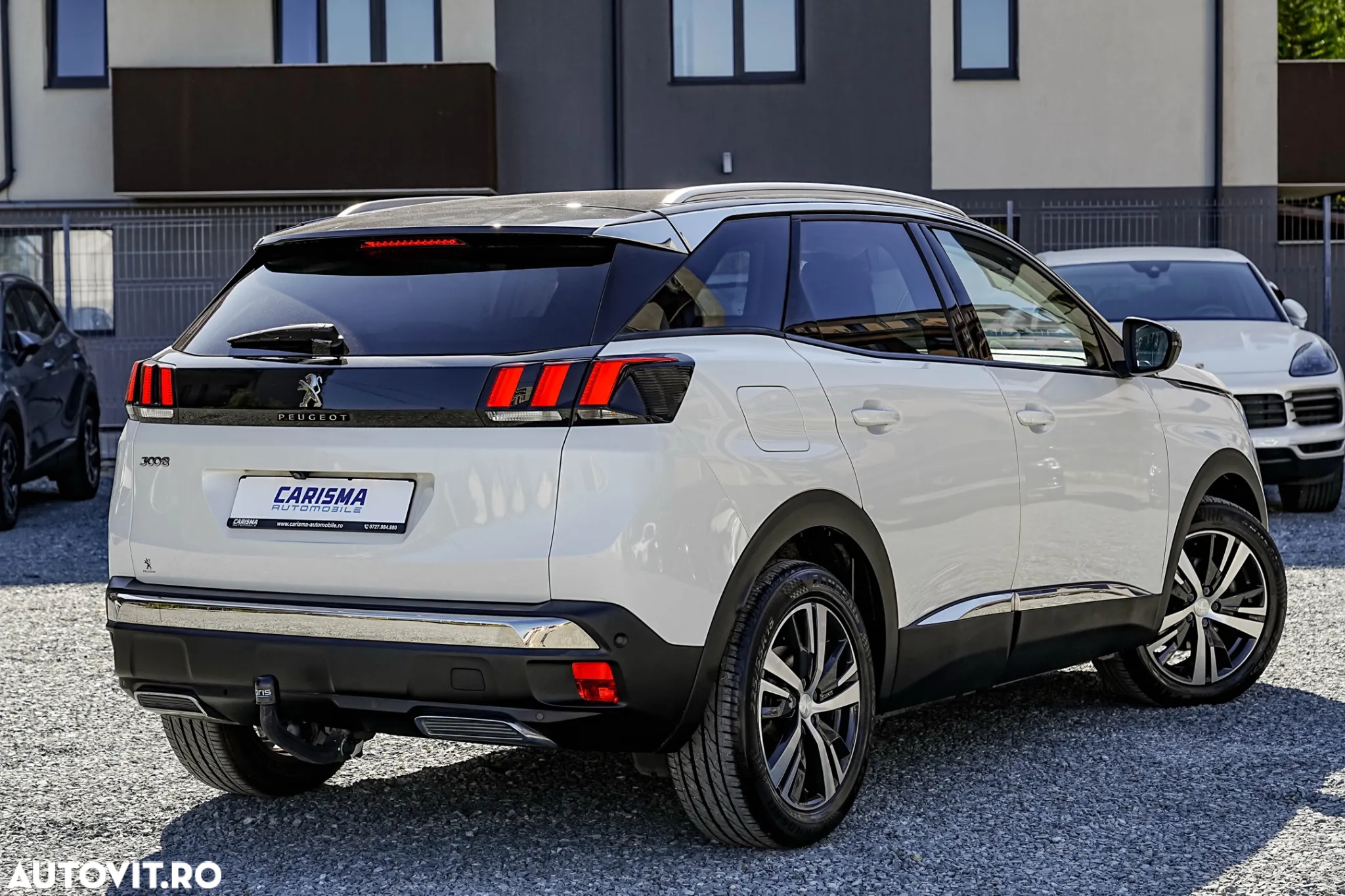 Peugeot 3008 1.2 PureTech Turbo S&S EAT8 Allure - 5