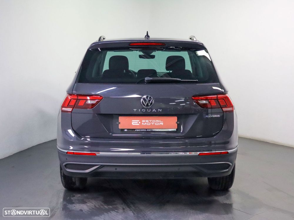 VW Tiguan 1.4 TSI eHybrid Conceptline DSG - 7