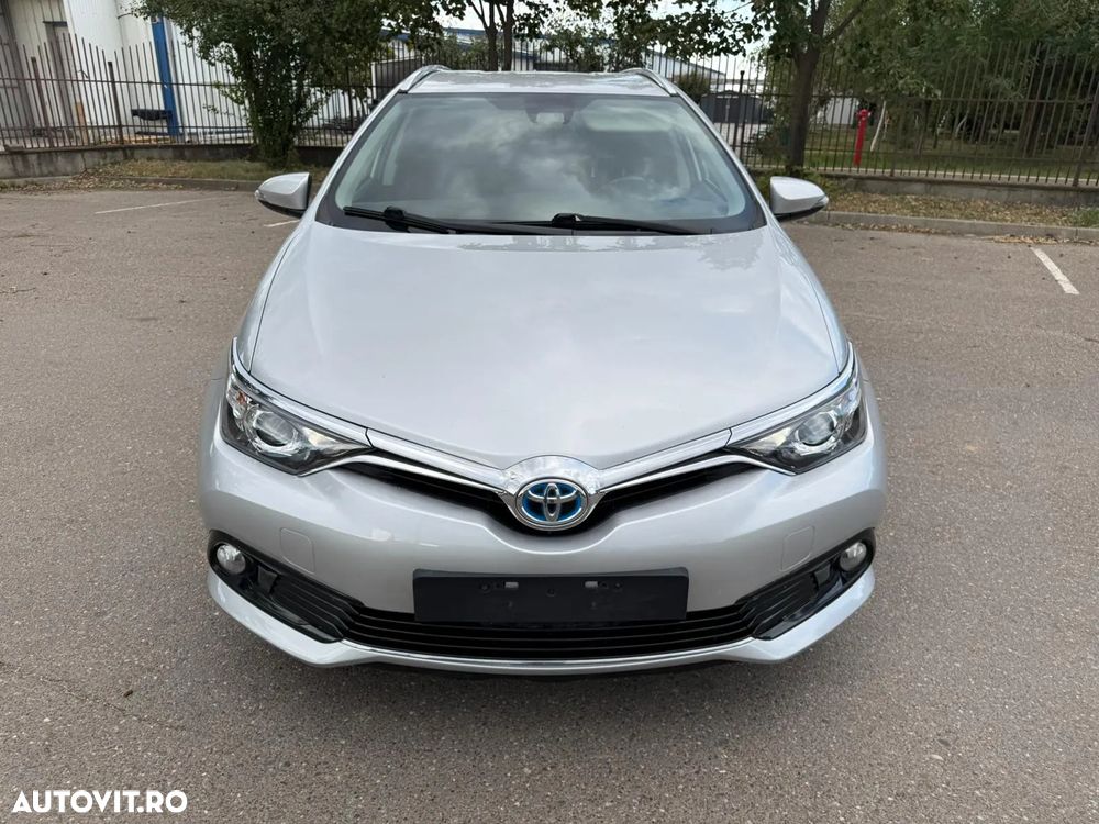 Toyota Auris 1.8 L VVT-i Hybrid Sol + - 9