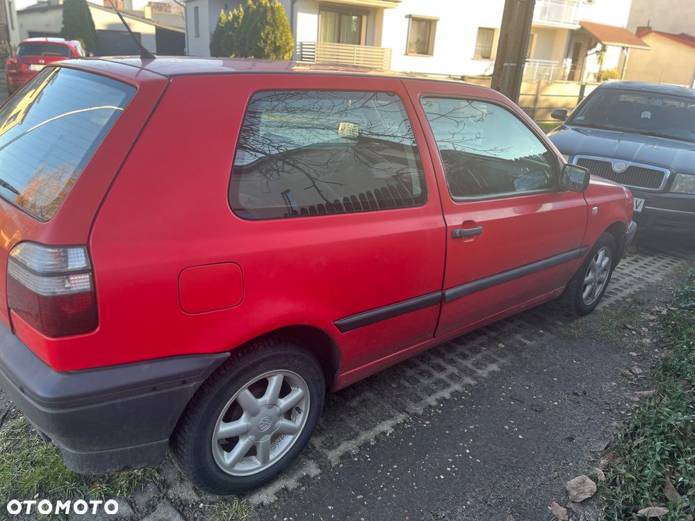 Volkswagen Golf - 4