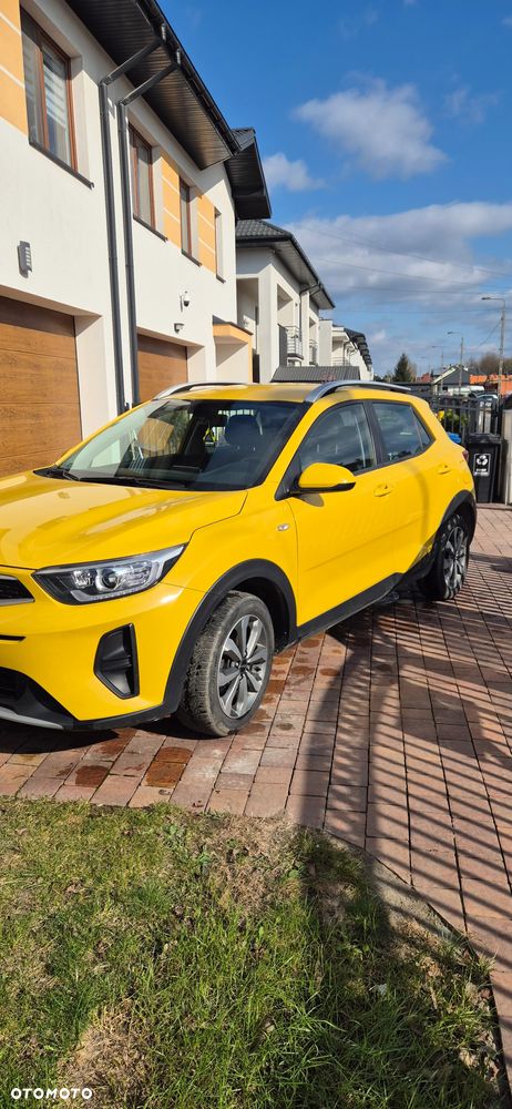 Kia Stonic 1.2 M - 1