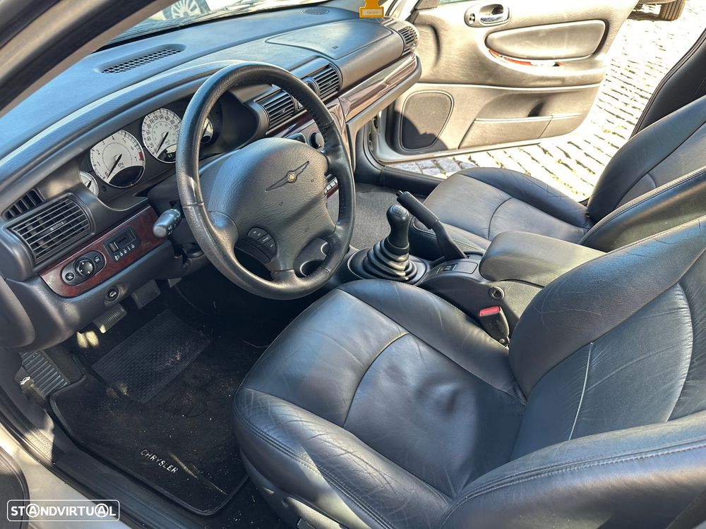 Chrysler Sebring 2.0 LX - 12