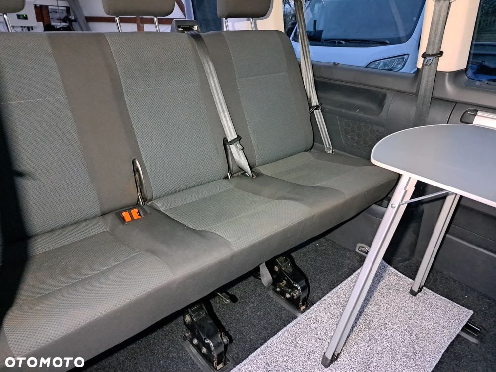 Volkswagen Caravelle 2.0 TDI L1 Highline - 10