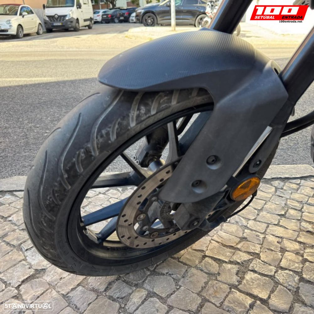 Yamaha MT-125 - 3