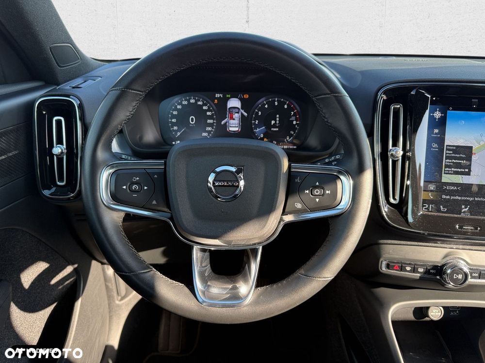 Volvo XC 40 - 21