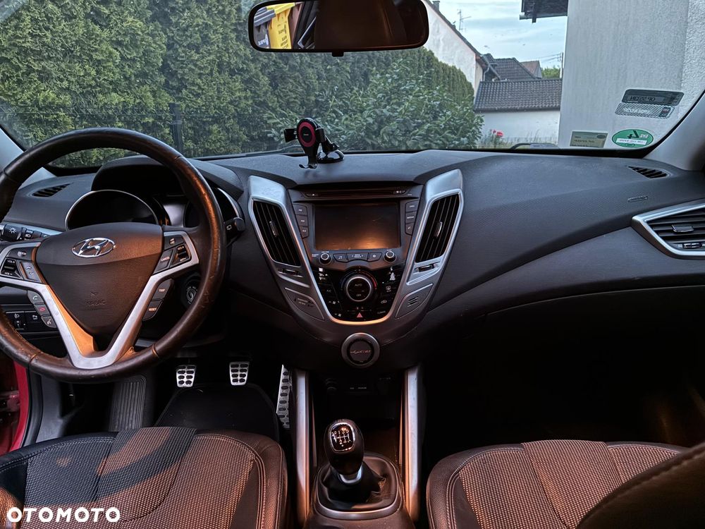 Hyundai Veloster 1.6 GDI Style - 17