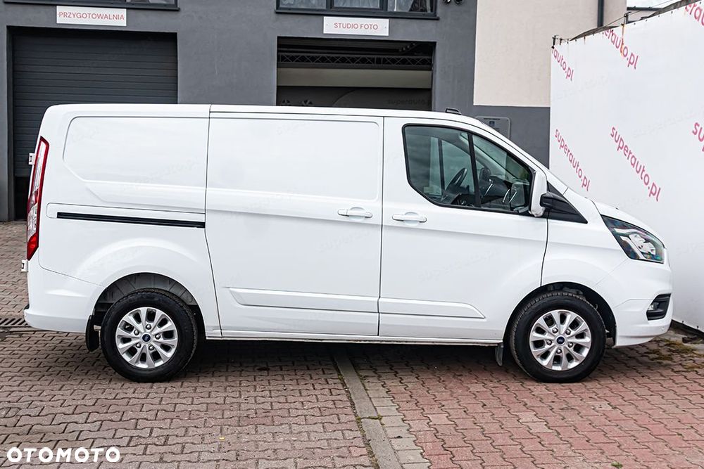 Ford Transit Custom 280 L1H1 Limited 2.0 130KM - 5