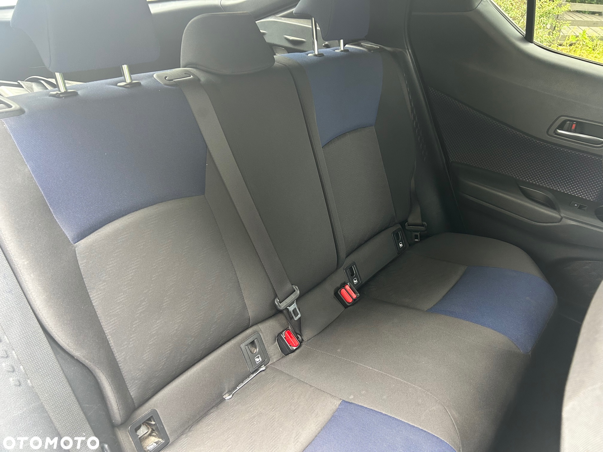 Toyota C-HR 1.2 T Dynamic - 16