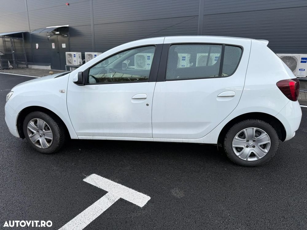 Dacia Sandero - 6