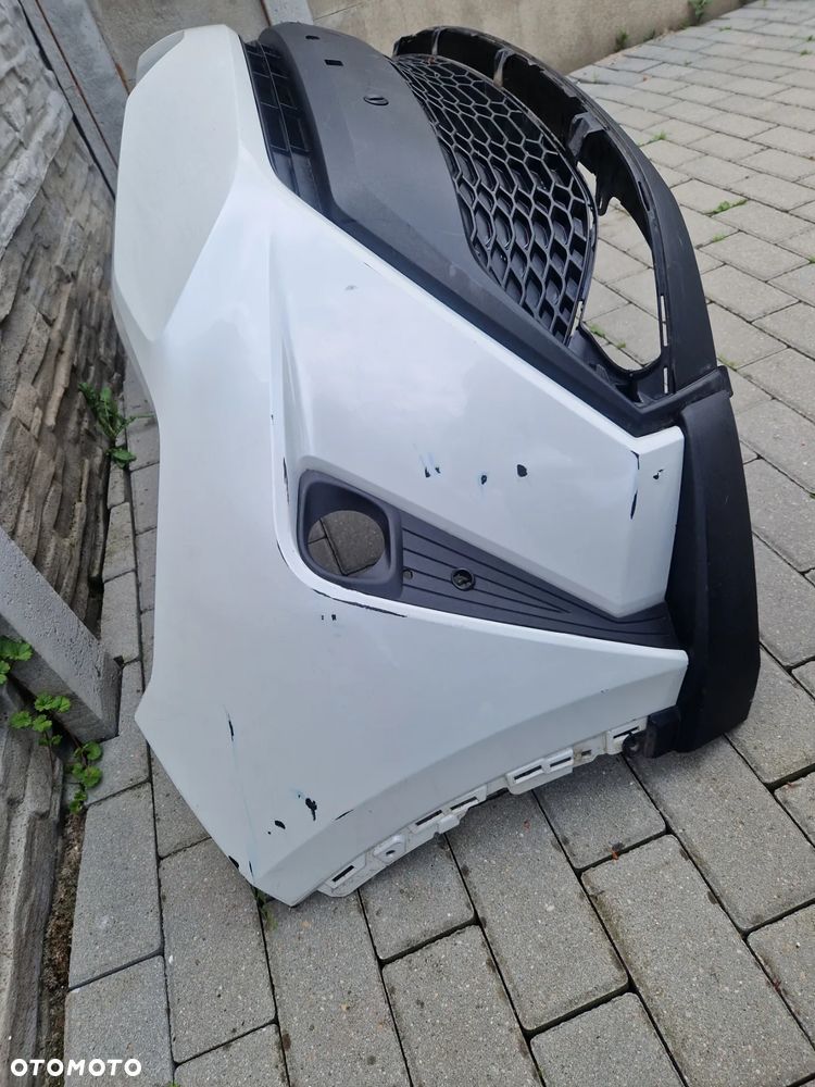 Zderzak Toyota Chr ch-r lift na 4 pdc - 5