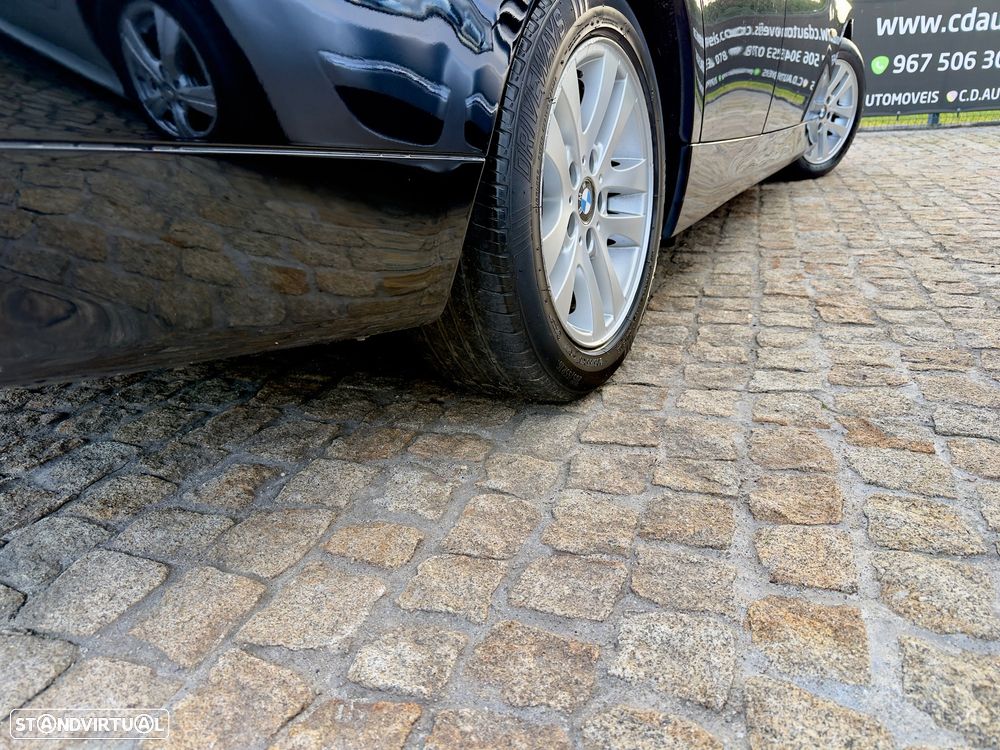 BMW 320 d Exclusive - 17