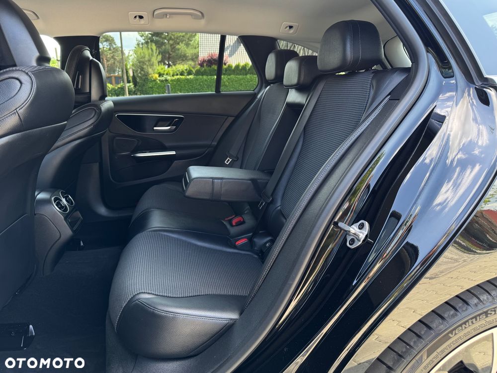 Mercedes-Benz Klasa C 220 d 9G-TRONIC AMG Line - 11