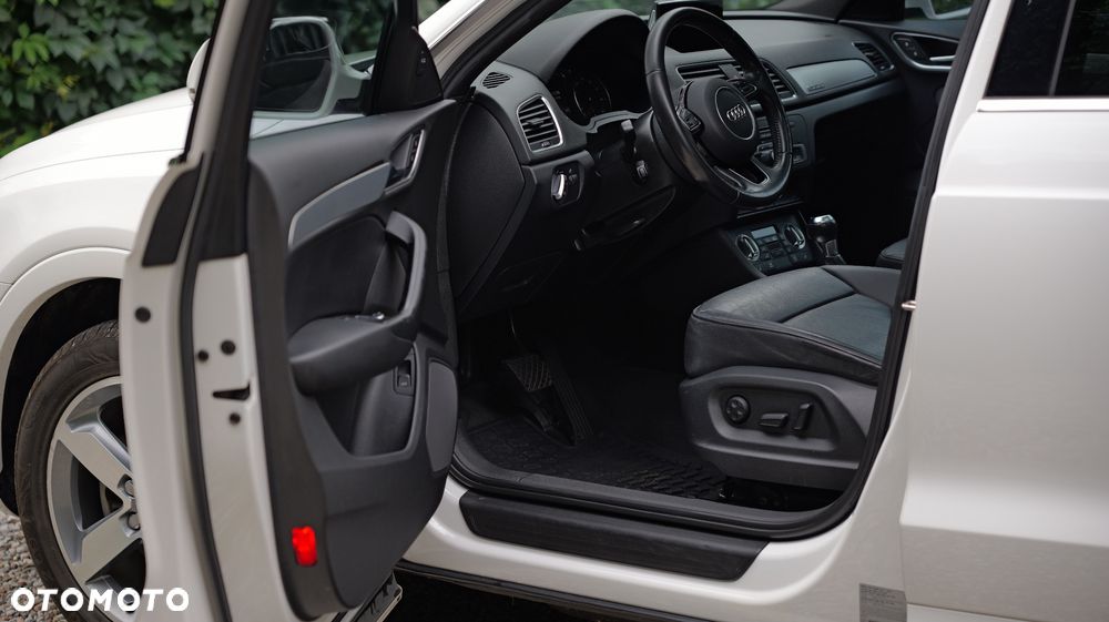 Audi Q3 2.0 TFSI Quattro S tronic - 23