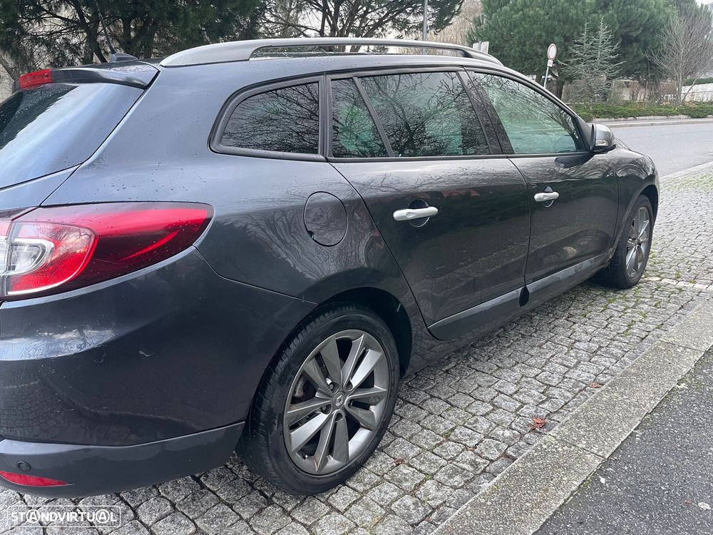 Renault Mégane Sport Tourer - 12