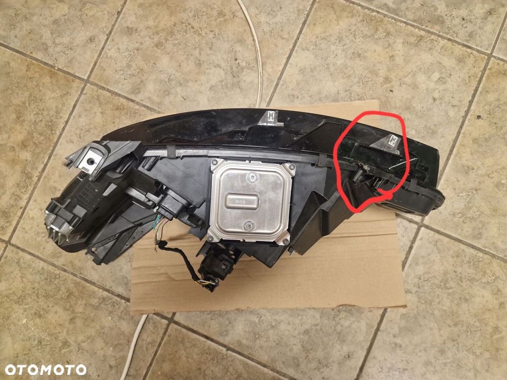 lampa przednia renault clio v 2024 260103507r 260600149r komplet - 8