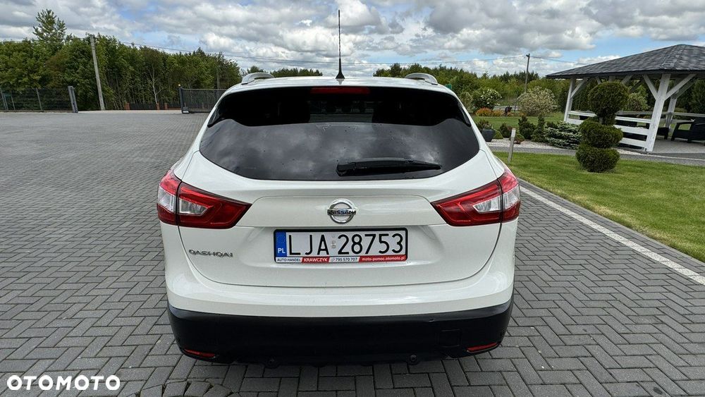 Nissan Qashqai 1.5 dCi TEKNA - 13
