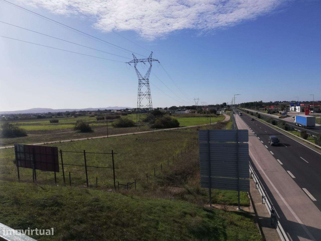 Terreno Junto á A33, c/6,3 ha, boa localização várias possibilidades - Grande imagem: 2/9