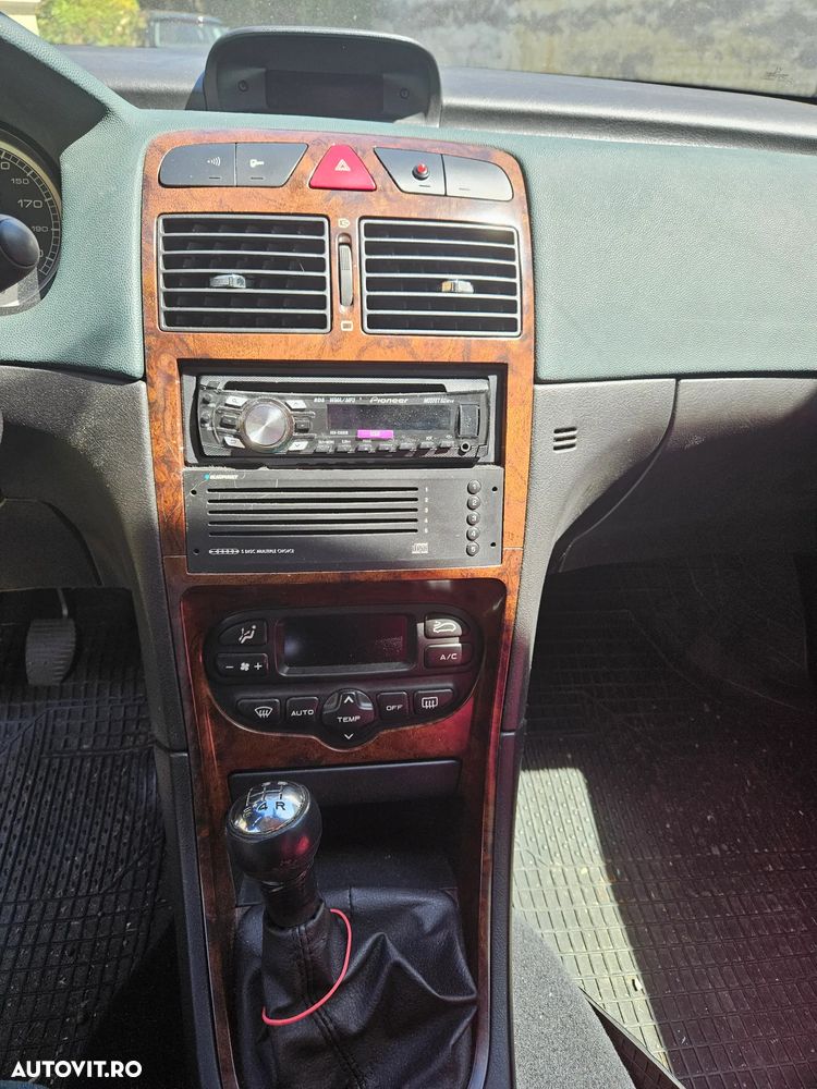 Peugeot 307 110 Premium - 4