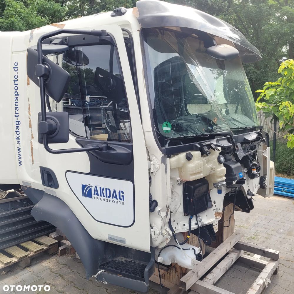 KABINA DRZWI KONSOLA FOTEL VOLVO FL EURO6 2024R - 8