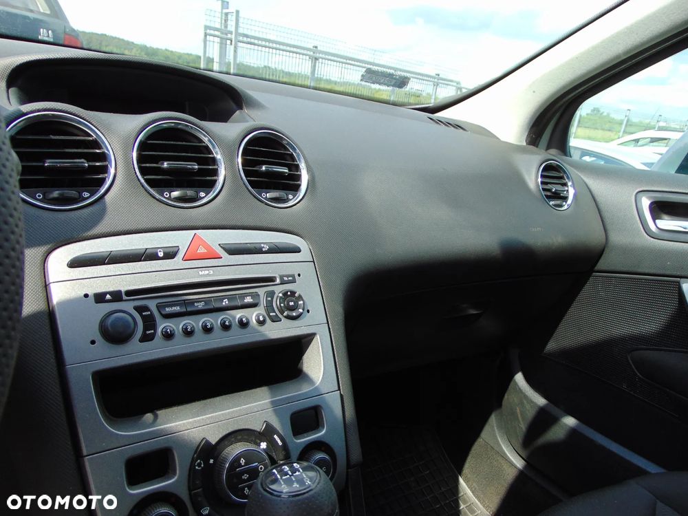 radio fabryczne oryginalne europa peugeot 308 sw - 1