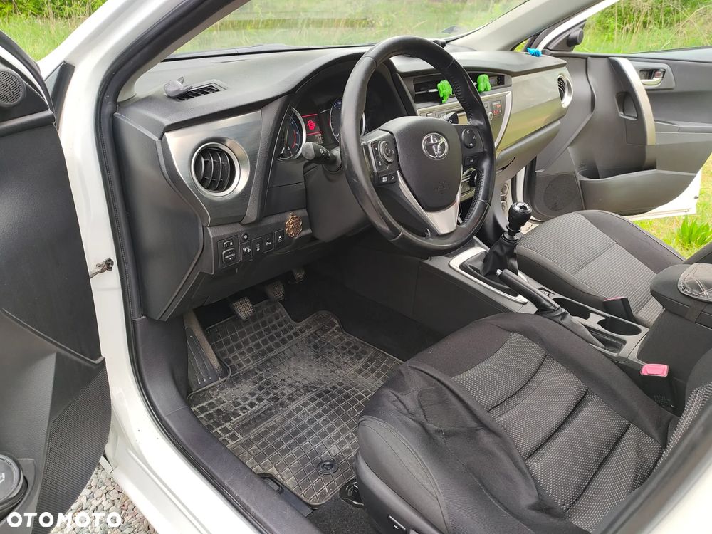 Toyota Auris - 6