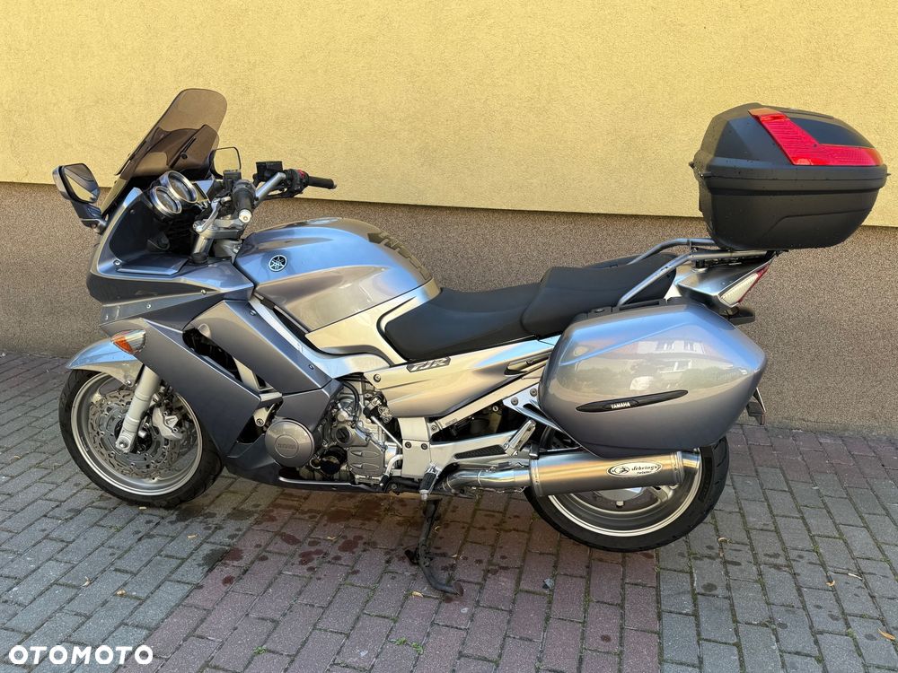 Yamaha FJR - 19