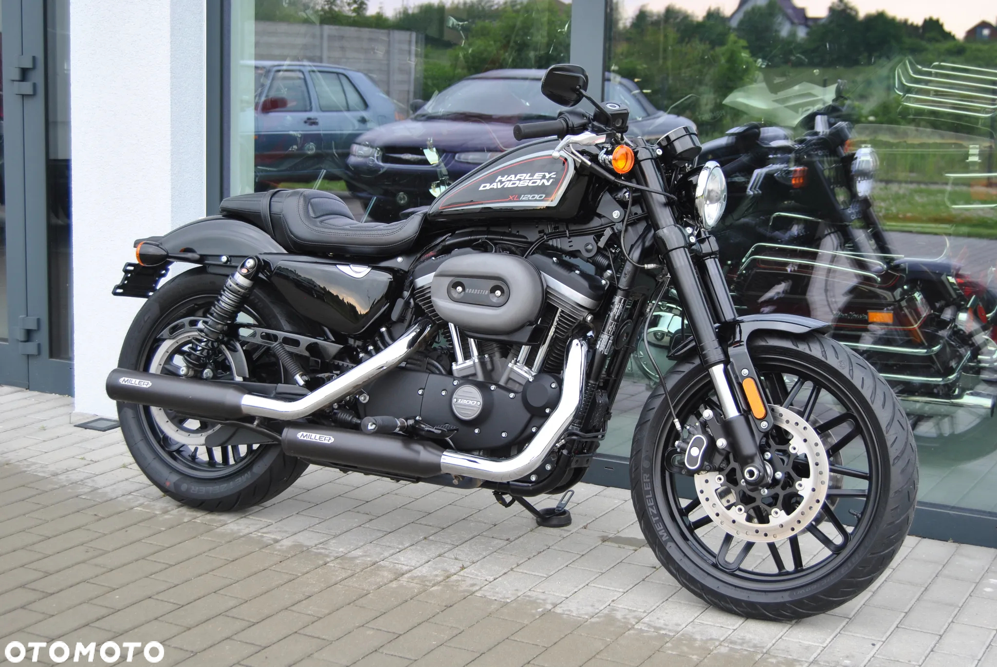 Harley-Davidson Sportster Roadster 1200R - 4