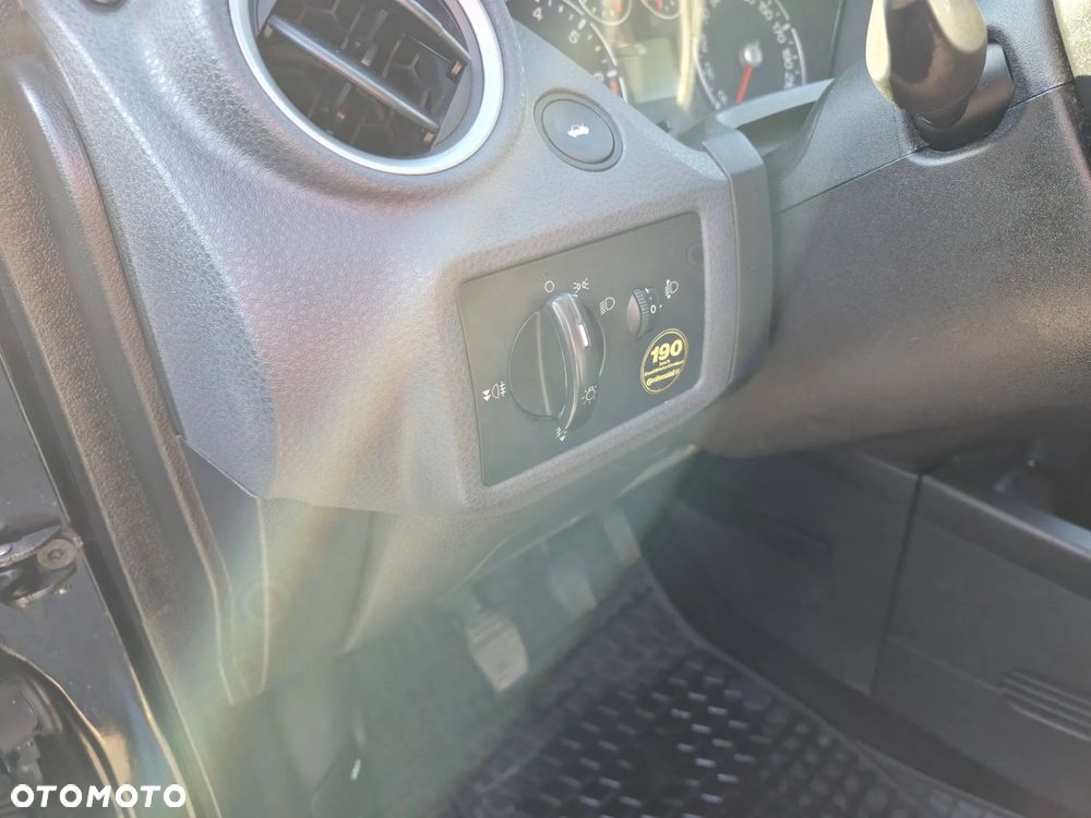 Ford Fiesta 1.4 Trend - 20