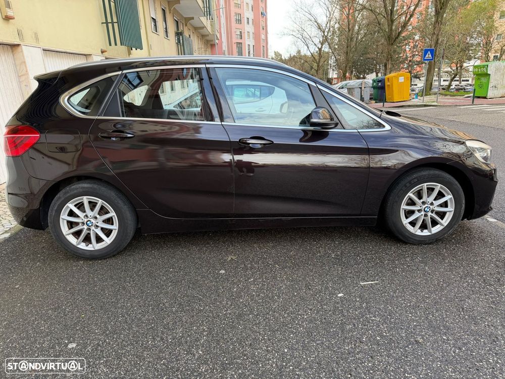 BMW 218 Active Tourer d Advantage - 4