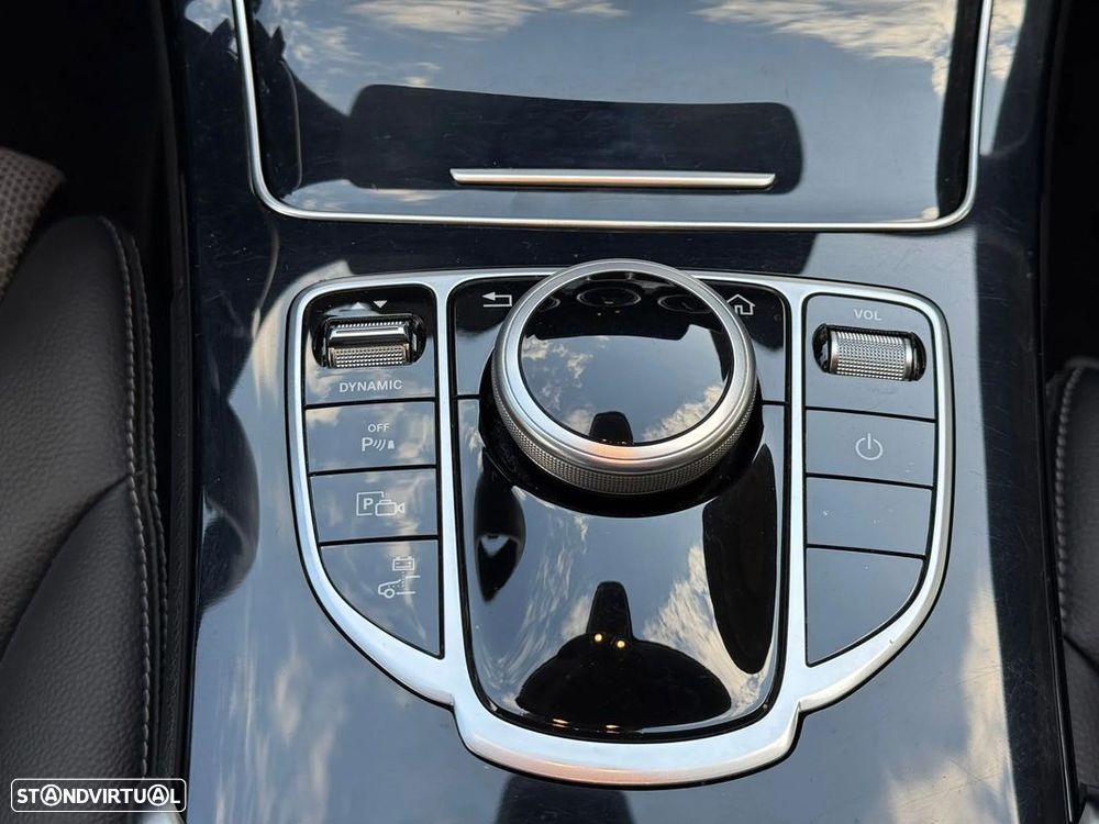 Mercedes-Benz C 300 de Avantgarde - 15