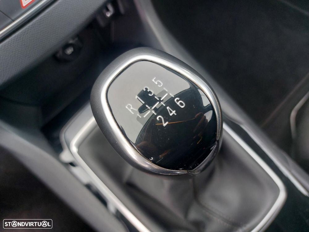 Peugeot 308 SW 1.5 BlueHDi Style - 32