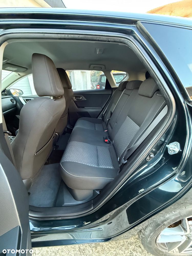 Toyota Auris - 14